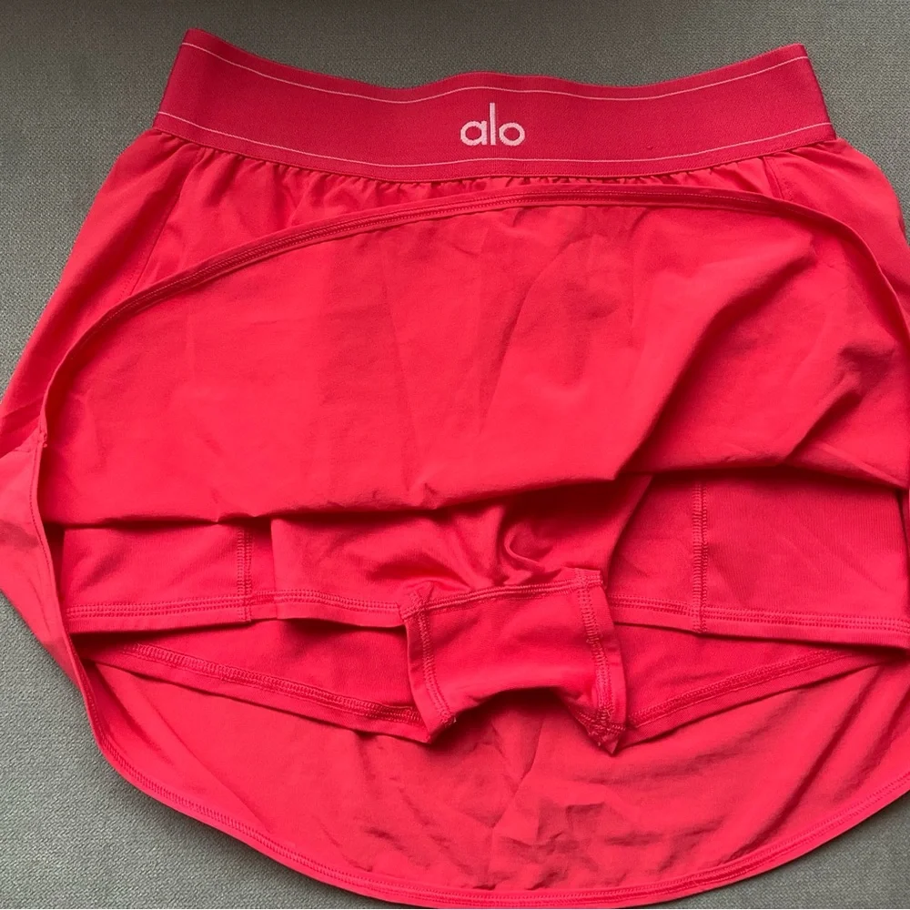 Alo Yoga Match Point Tennis Skirt Candy Red M